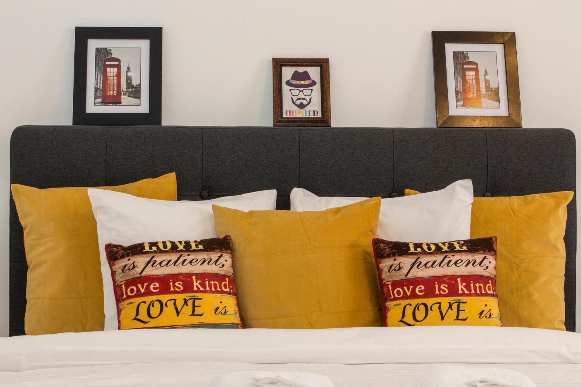 Old Town Premium Apartment By Mrg Bucureşti Eksteriør bilde